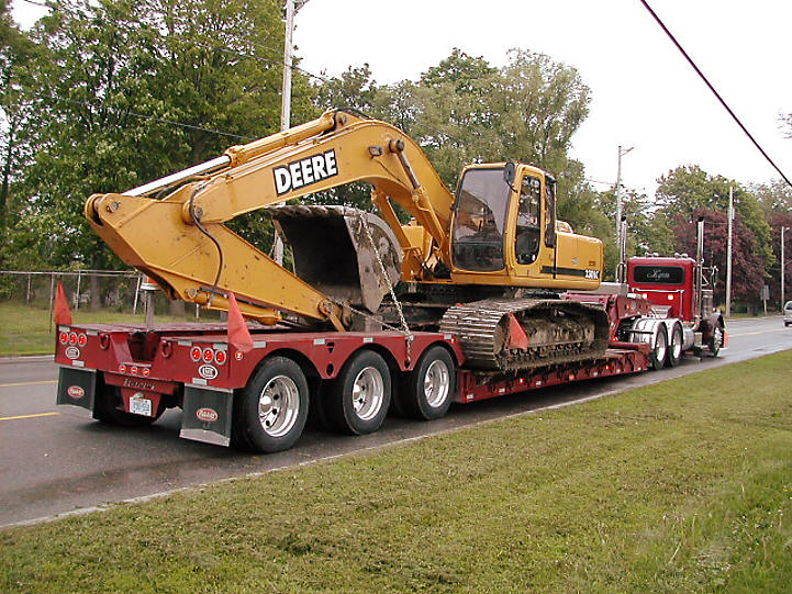 Heavy equipment movers and machinery relocation, Brantford, Ontario, Canada, Hamilton, Toronto, London, Mississauga, Oakville, Niagara
